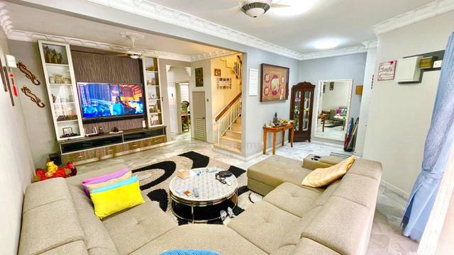 FULLY FURNISHED Double Storey Terrace House Bandar Kinrara 4 Selangor 1