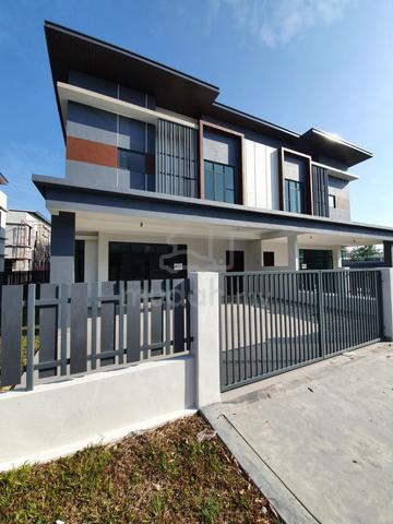 Freehold 2 Storey SemiD at Bandar Bestari Klang For Sale 1