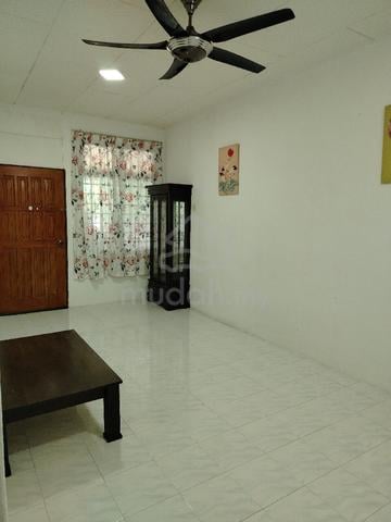 Rumah Teres Kos Sederhana 1