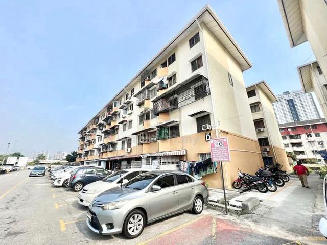 Flat Pandan Indah 1