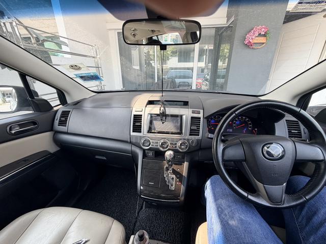 2011 Mazda 8 2.3 (A) sunroof and power doors - 3