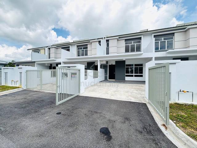 For Rent- DOUBLE STOREY TAMAN SRI PENAWAR (FULLY FURNISHED) 1