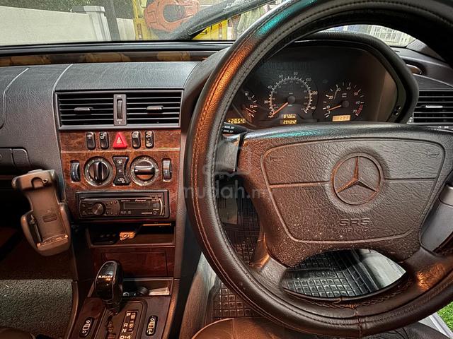 1997 Mercedes Benz C200 ELEGANCE (CBU) 2.0 (A) - 4