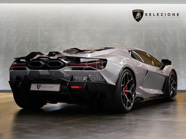 2024 Lamborghini Revuelto V12 SHINY CARBON PACK - 2