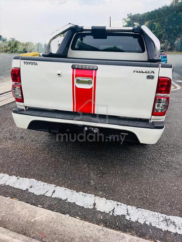 2015 Toyota HILUX 2.5 G TRD SPORTIVO MY14 KUN25R - 5