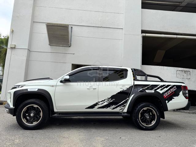 2023 Mitsubishi TRITON 2.4 VGT 4X4 AT KIT RIMS CAM - 2