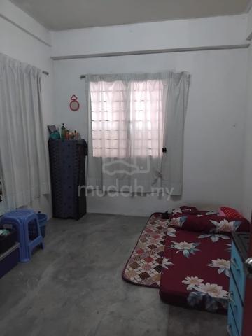 Meranti Apartment (Subang Mewah) 1