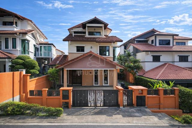 Bukit Rahman Sungai Buloh|3 Storey Bungalow|FREEHOLD|Renovated|6 Rooms 1