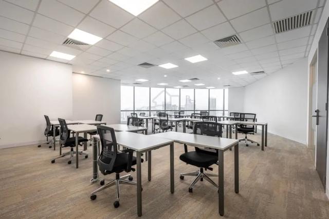 Private office to your business in Regus The Vertical Corporate Towers 1