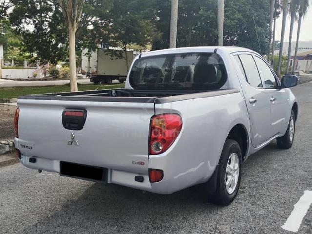 2013 Mitsubishi Triton Lite 2.5 4X2 Turbo - 5