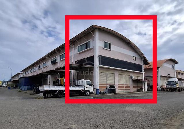 1 ½ Storey Corner Light Ind Building, BSI, Mile 10, Jalan Apas, Tawau 1