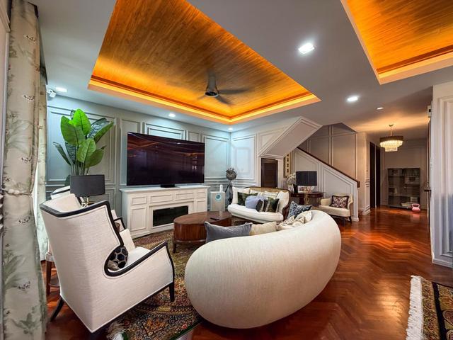Nicely Renovated 2 Storey Semi-D With Dipping Pool @ Bukit Jalil 1