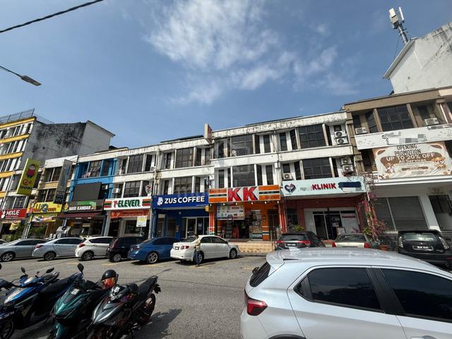 Segambut 6-storey Corner + Inter shoplot (Anchor Tenant) ROI >6% 1