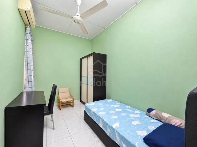 Kota Kemuning Double Storeu House Renovated 1
