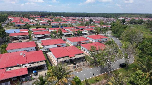 Semi D Setingkat Taman Sentral Jaya Triang, Pahang Open Facing 1