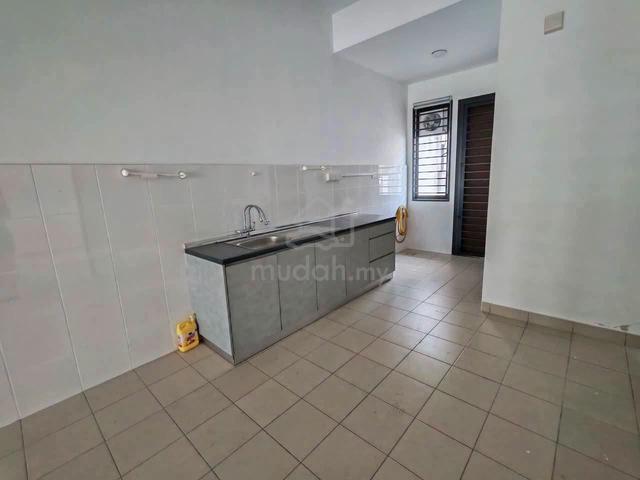 Bandar Bukit Raja Persada kitchen cabinet 2 heaters for rent 1