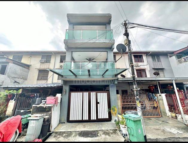 FULLY RENOVATED 3 Storey Terrace Jalan Dato Senu Sentul 1
