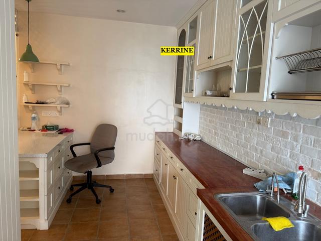 Boulevard Condominium (BLVD) 3
