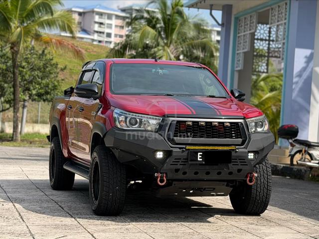 (FullLoan) 2019 Toyota HILUX 2.8 BLACK EDITION - 1