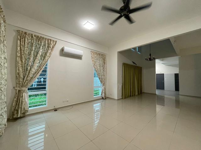 2.5 Storey SEMI D For Rent Taman Klebang Utama, Melaka 1