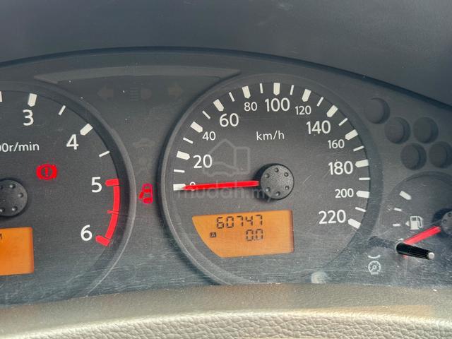 Nissan Navara 2.5L Pasar Malam - ONLY 61k MILLEAGE - photo 5 of 6