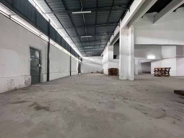 Jenjarum, Bukit Beruntung Light Industry warehouse 1
