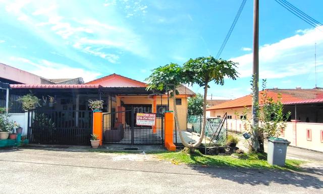 END LOT Single storey terrace houseTaman Intan perdana, PD, N9 1