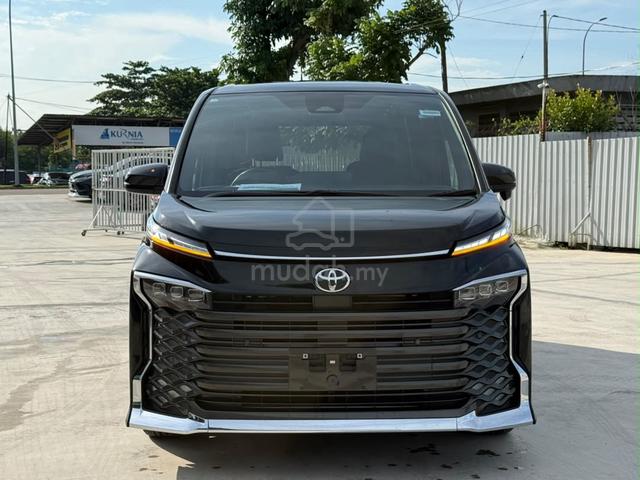 19k KM 2024 Toyota VOXY S-Z GRED 5 - 2