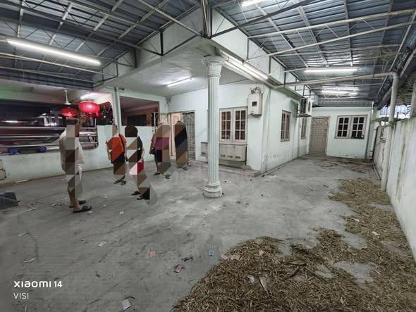 Int Corner Cheap Sale Full Loan Good Condition Pengkalan Barat Indah M 1
