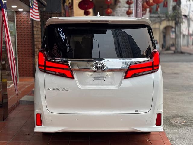 2022 Toyota ALPHARD 2.5 S 8 Seater Black JBL - 5
