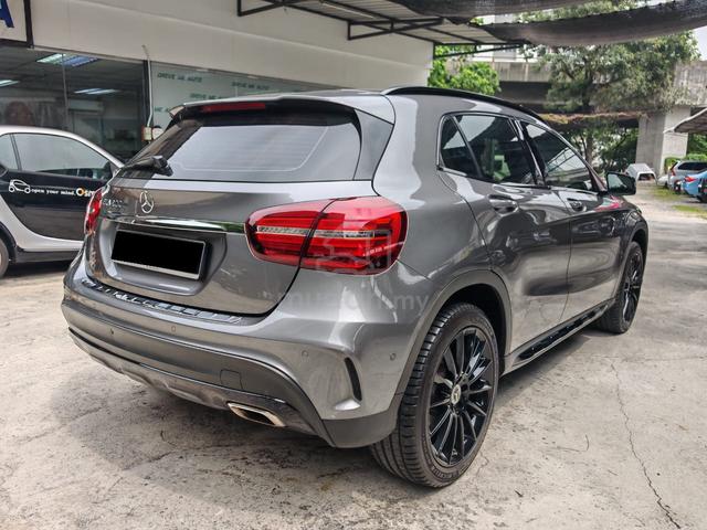 2019 Mercedes Benz GLA-200 1.6 NIGHT EDITION - 4