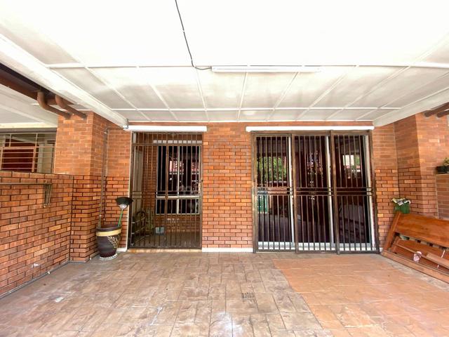SUPER CHEAP❗️Double Storey Teres Alam Budiman U10 Shah Alam Dash Hway 3