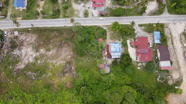 Development flat, freehold land located at tepi jalan, Balik Pulau 1