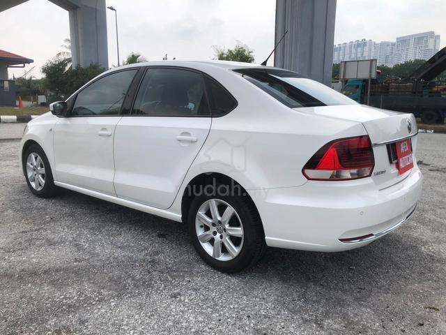 Volkswagen VENTO 1.6 (A) LEATHER SEAT LIKE NEW - 4