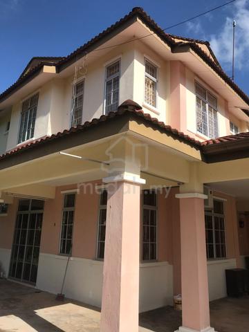 8-Double Room Rental in Tunku Sarina 1