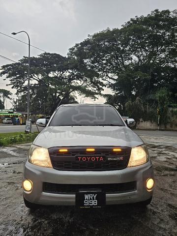 2008 Toyota HILUX 2.5 G MY05 KUN25R (A) - 1
