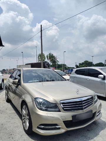 2012 Mercedes Benz C-CLASS 1.8 200 CGI BLUEEFCY - 1