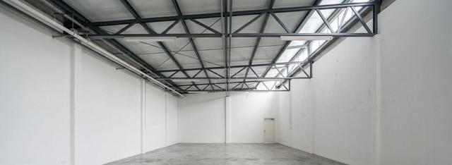 Flexible Space for Storage or Restaurant 1,197sqft Single-Sty For Rent 1