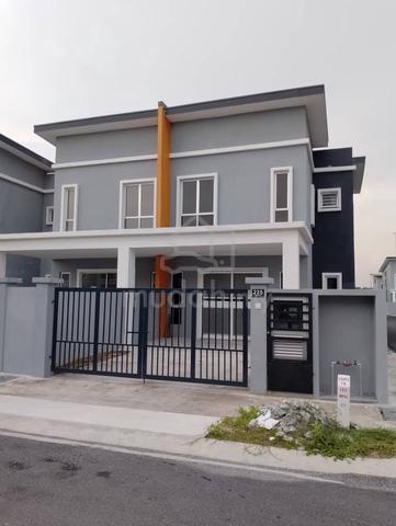 Rumah EndLot Untuk Di Sewa Tmn Nubela E5 Bandar Springhill PD 1