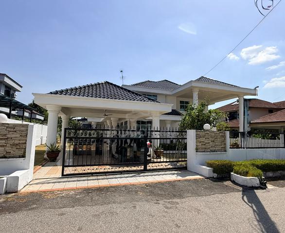 Double Storey Bunglow, Cinta Sayang Resort, Sungai Petani. 1