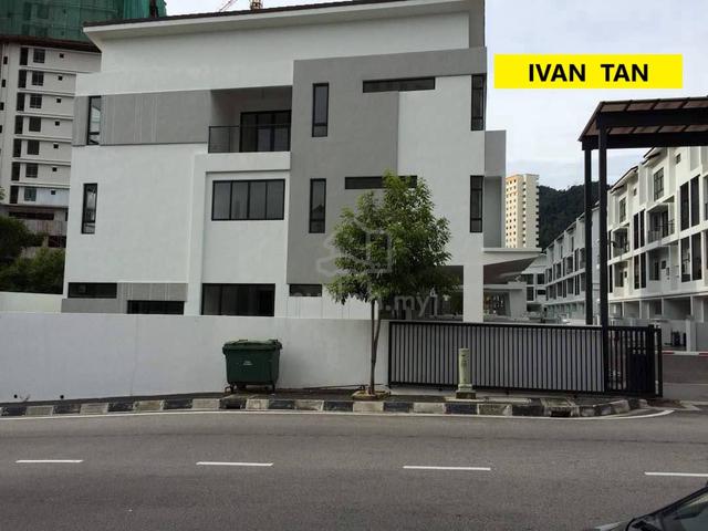3Sty Semi D | Vista Jambul Gated Bukit Jambul Bayan Lepas, KEY ON HAND 1