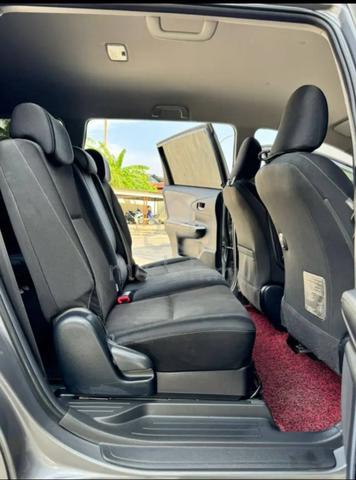 2012 Toyota WISH 1.8 S ZGE20G FACELIFT (A) - 4