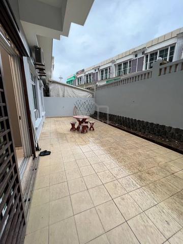 Lagenda Tasek Luxurious Suites 1