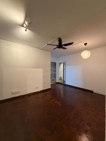 Flat PKNS Seksyen 8 Shah Alam 1