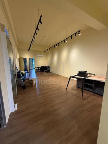 Eco Botanic @ 1st Floor Shoplot Facing Main Road Unblock View 1800sqft 1