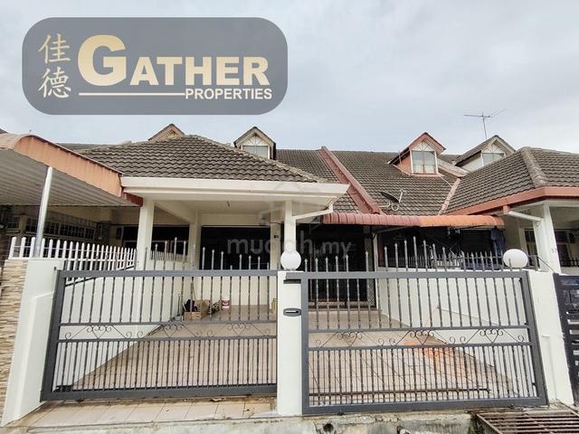 Facing Padang | 1.5 storey house at Taman Inderawasih Chai Leng Park 1