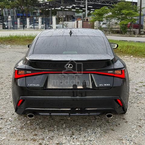 Lexus IS300 F SPORT M.BLACK 2021l*Sunroof* Gred4.5 - 3