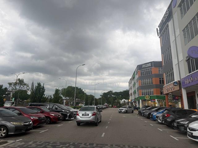 Austin Crest 3 Storey Shoplot Endlot Jaya Putra Mount Austin Height 1