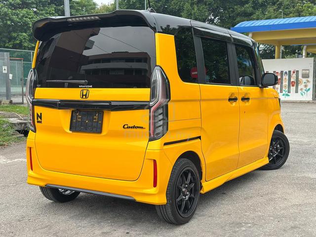 2022 N-BOX 0.7 TURBO P/DOOR R/CAM S/RIMS LOW MiLE - 2