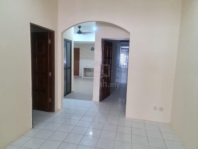 Single sty taman Lep 7 | seri Kembangan | fully extended & renovated 1